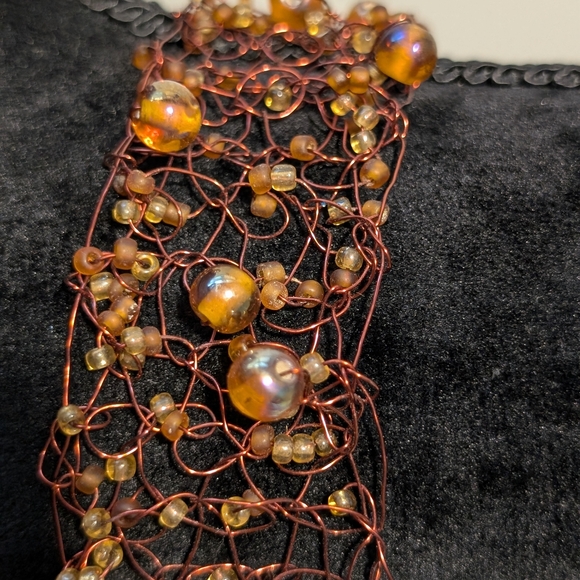 Elegant Gold and Brown Wire Choker Necklace - Picture 2 of 5